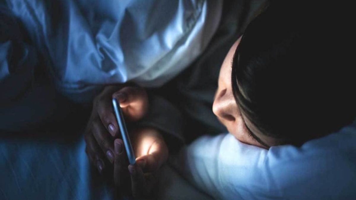 How Technology And Sleep Deprivation Affect Teens