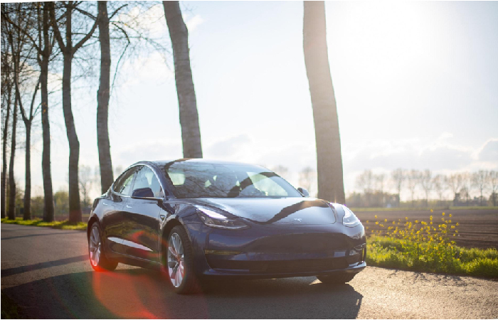 7 Cool Features that Make Tesla Cars Unique