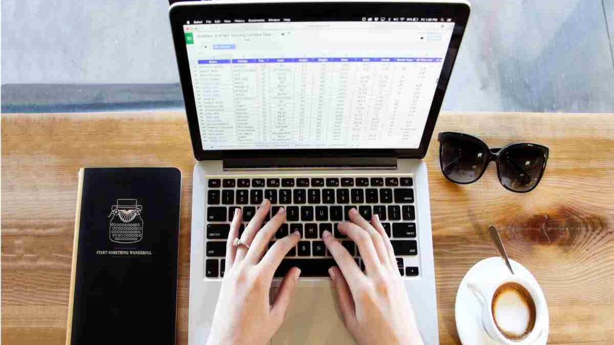 Data Entry Specialist – Active Data Specialist Openings and Top Career Options